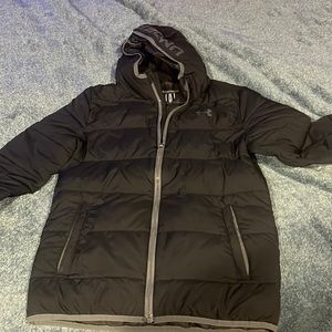 Under Armour black youth medium coat